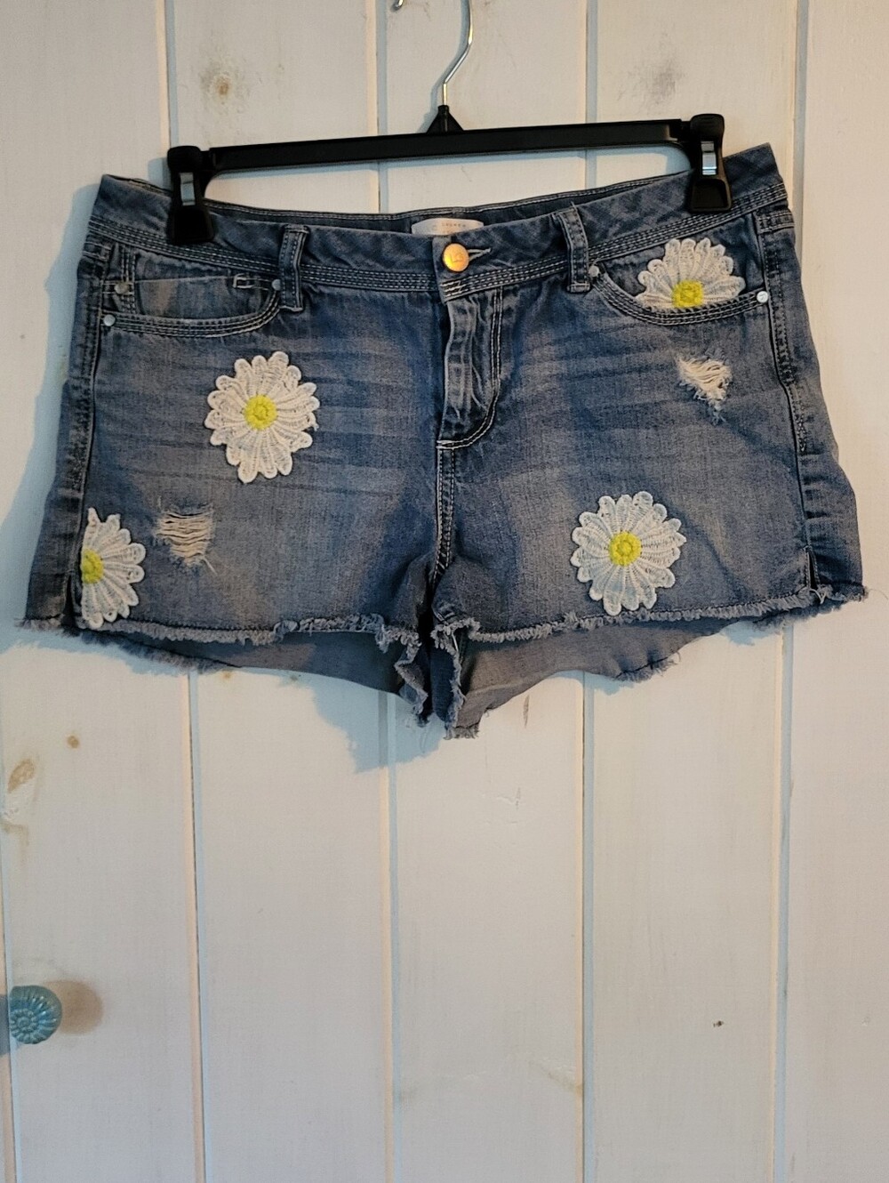 LC Lauren Conrad Daisy Crochet Light Wash Denim Shorts